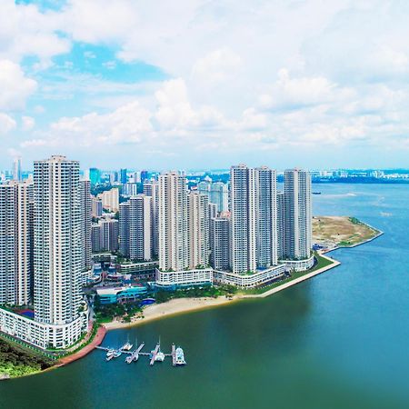 Апартаменти Country Garden Danga Bay By Lions Bay Джохор-Бару Екстер'єр фото
