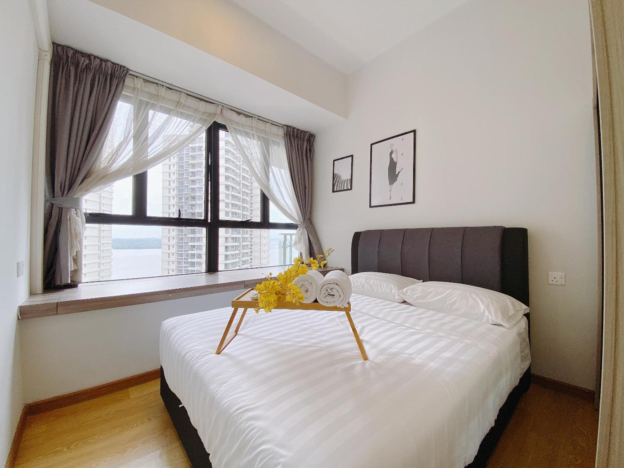 Апартаменти Country Garden Danga Bay By Lions Bay Джохор-Бару Номер фото