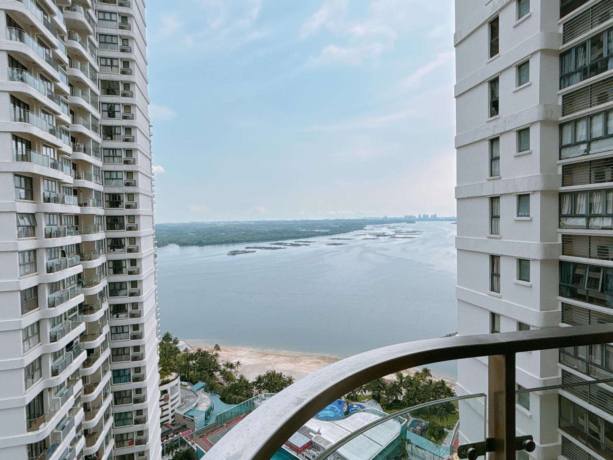 Апартаменти Country Garden Danga Bay By Lions Bay Джохор-Бару Номер фото