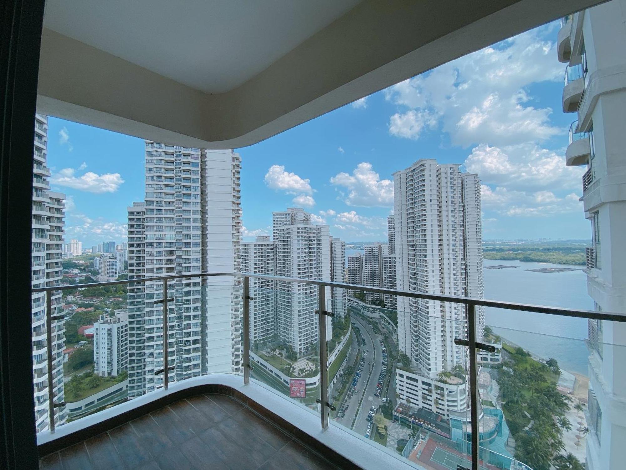 Апартаменти Country Garden Danga Bay By Lions Bay Джохор-Бару Номер фото