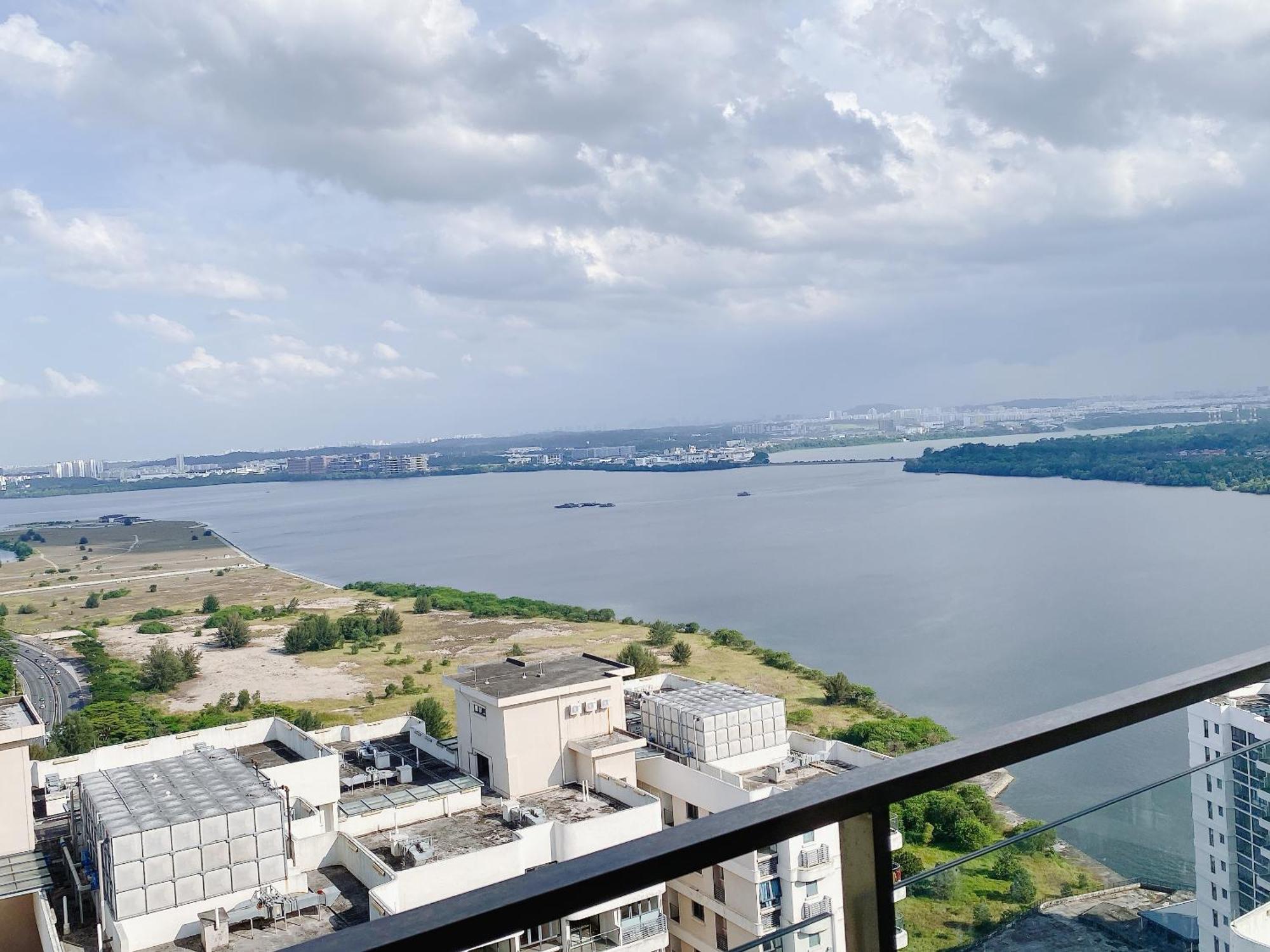 Апартаменти Country Garden Danga Bay By Lions Bay Джохор-Бару Номер фото